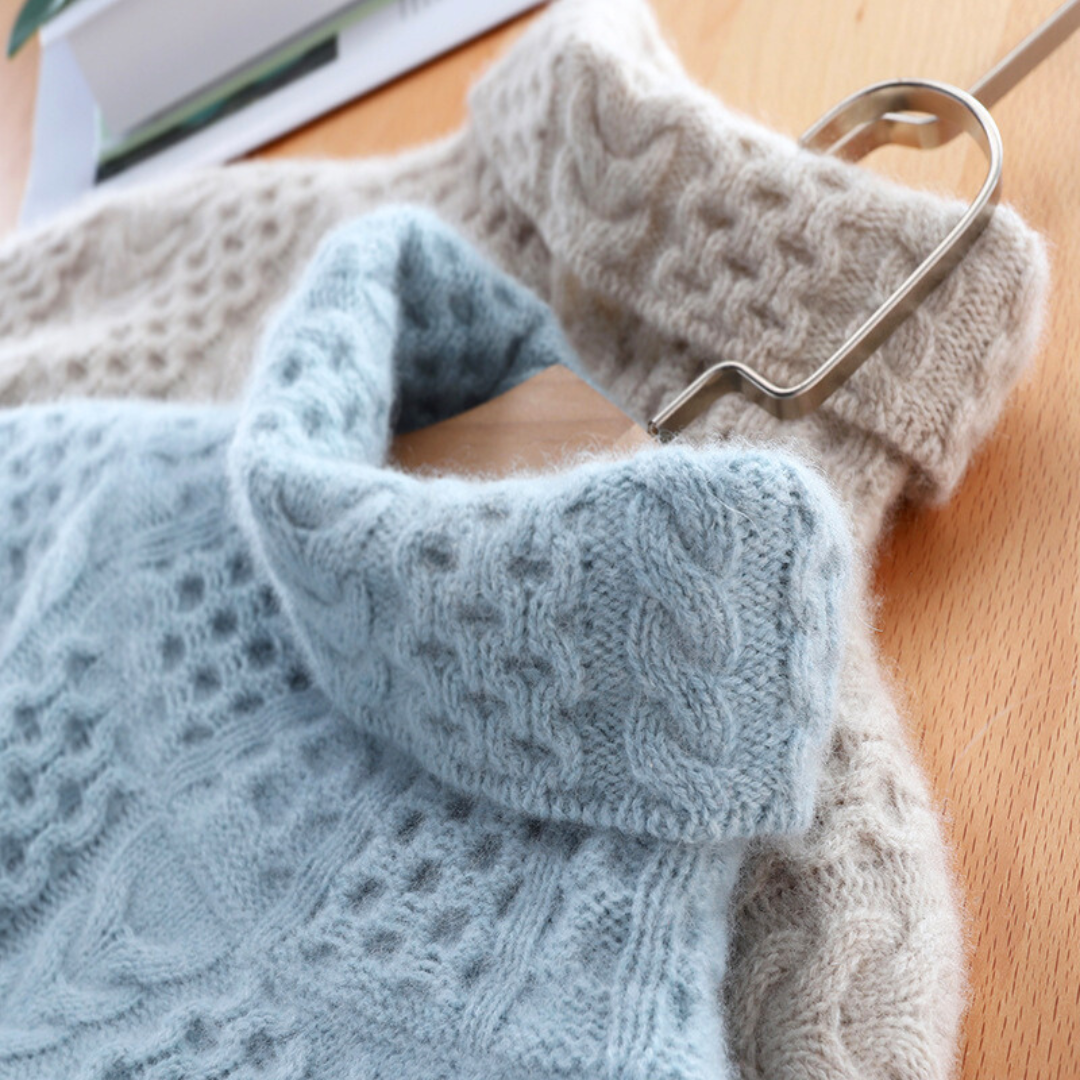 Talia Cashmere Turtleneck