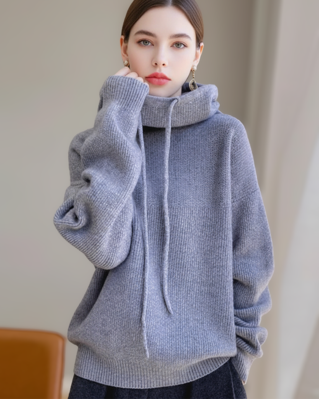 Elara Hooded Pullover